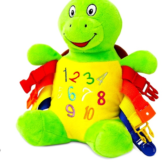 Traveling buckle turtle toy. - Picture 2 of 7